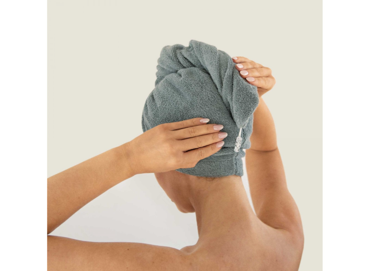 " SAUNA" turbanas šviesiai pilkas. Dydis 70x31.