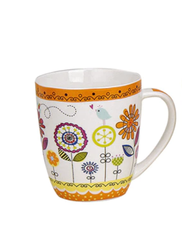 Porcelianinis puodelis su gėlių dekoru