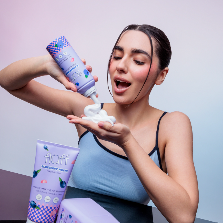 FLUFF plakamas kūno kremas „Mėlynių moči“ – 200 ml