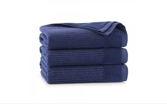 Vonios rankšluostis "Simple" kolekcijos, tamsiai mėlynas. Dydis 70x140.