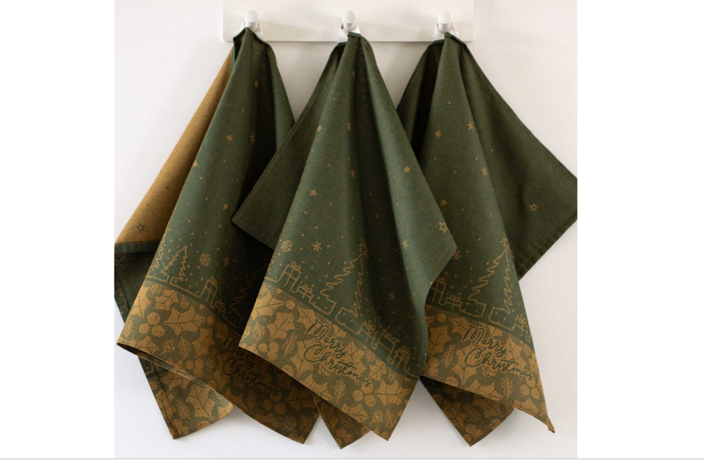 Šventinis rankšluosčių rinkinys "Merry Christmas". 3vnt, žalios spalvos, dydis 50x70.