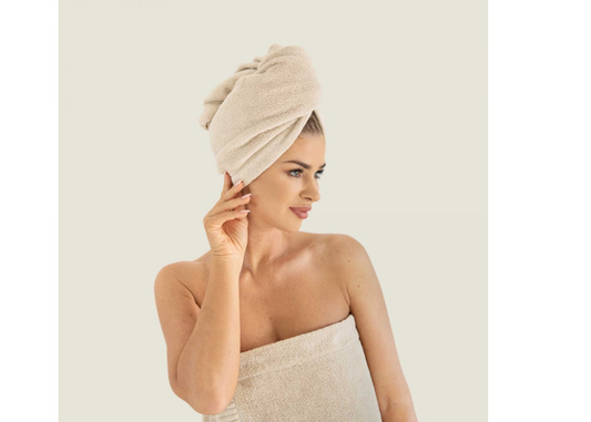 "SAUNA" turbanas smėlio spalvos. Dydis 70x31.