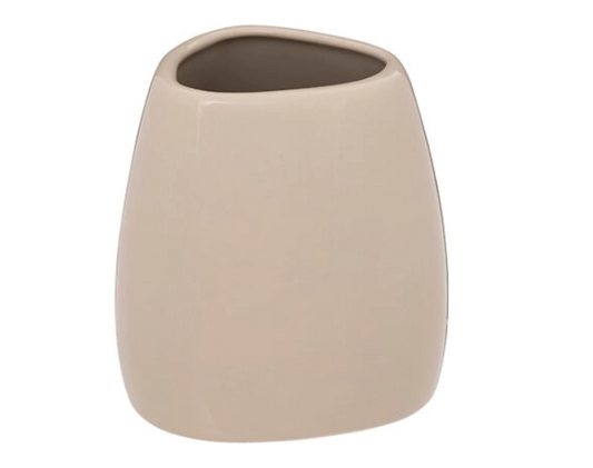 Pilkos spalvos vonios stiklinė