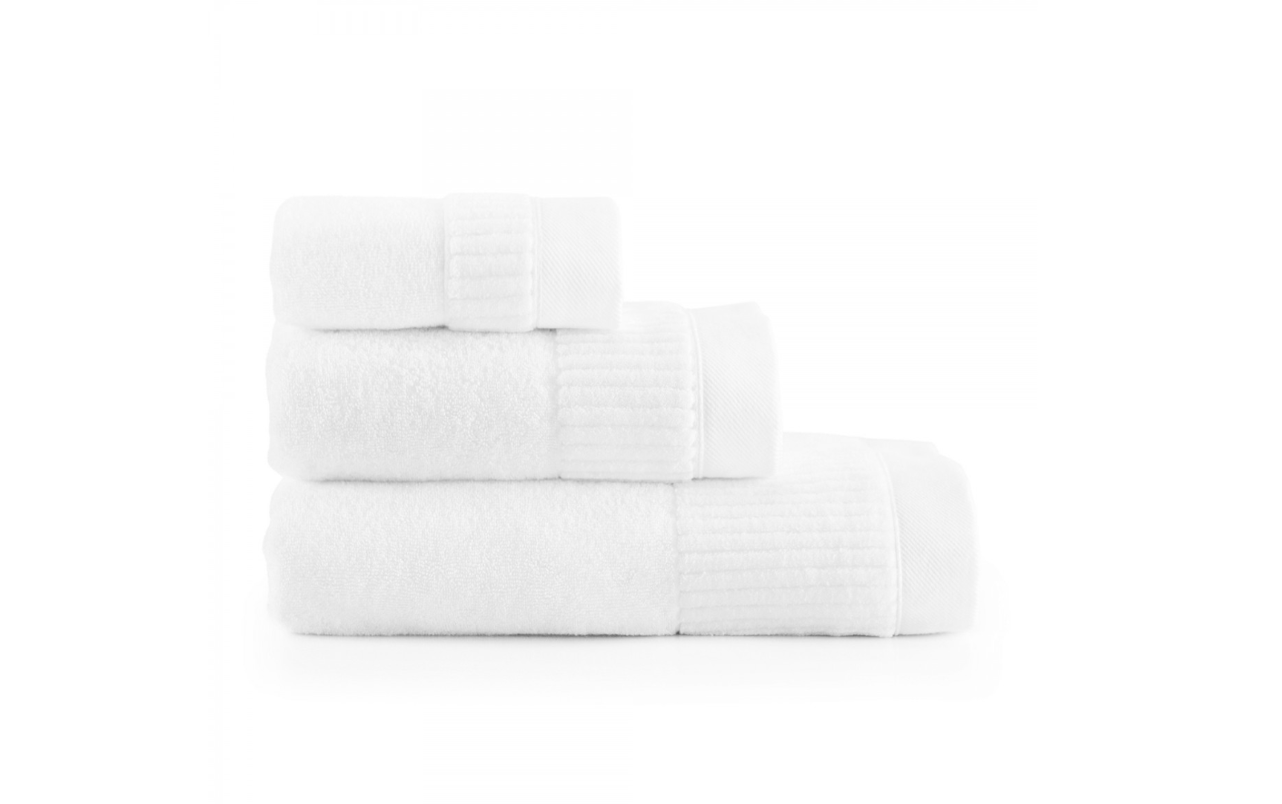 Prabangus vonios rankšluostis "PORTO" baltos  spalvos. Dydis 70X140.